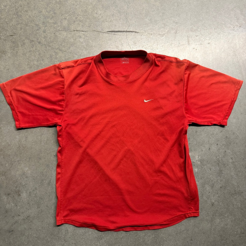 Nike Mens Red Short Sleeve Performance Training T-Shirt Size M Swoosh Logo